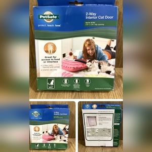PetSafe 2-Way Interior Cat Door Up to 15lb 5 3/4”X5 3/4” Flap Opening CC10-05011